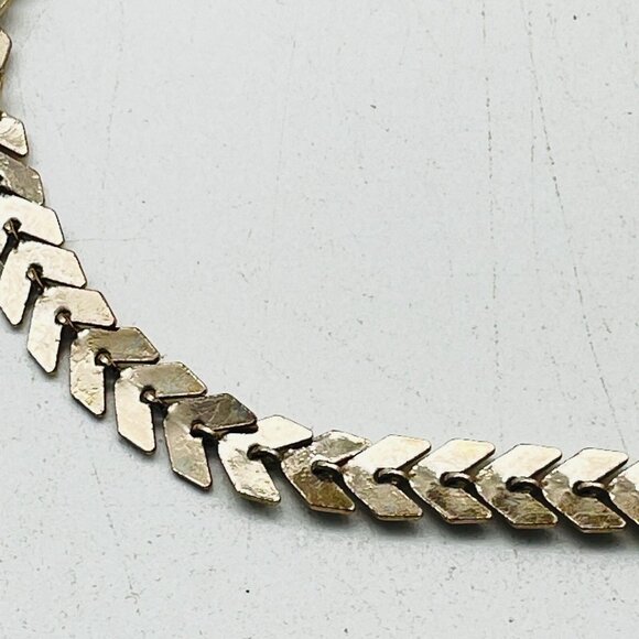 AMERICAN EAGLE Gold Tone Necklace Signed Chevron Link Chain Adjustable - Picture 5 of 7